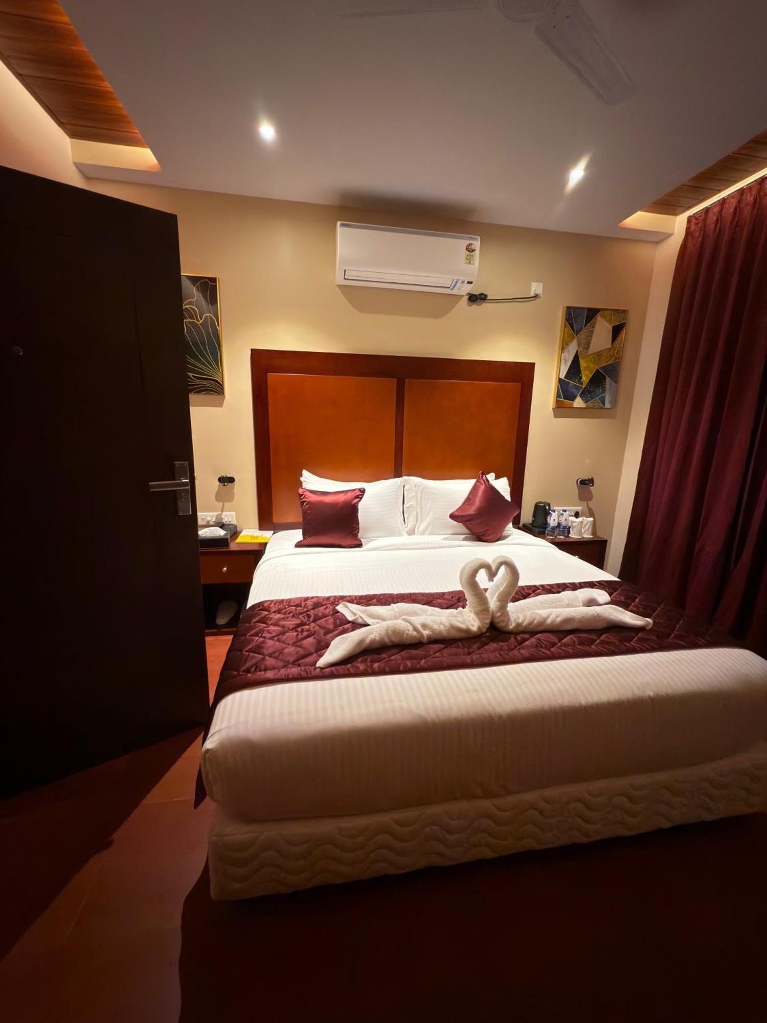Park Avenue Hotel & Apartments Trichy Tiruchirappalli Exterior foto